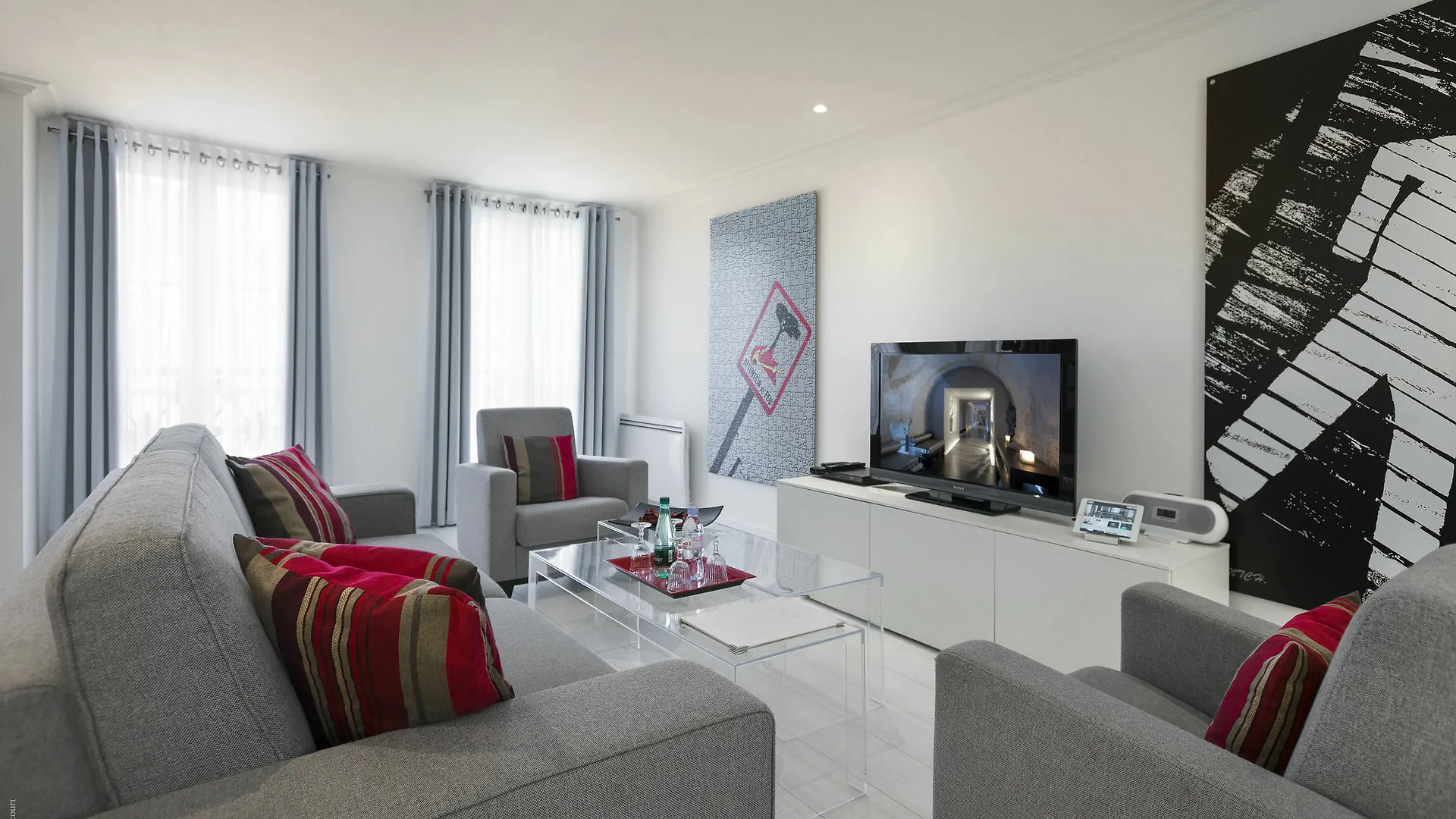& Le Regent Hotel apartamentowy 4*