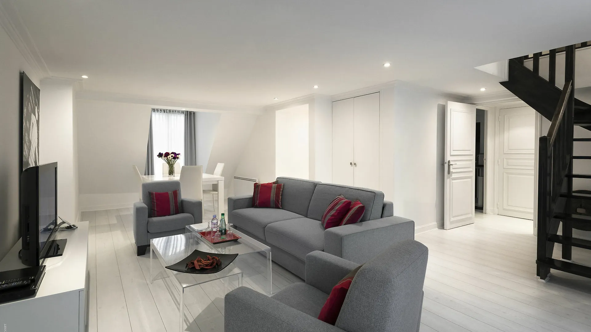 Hotel apartamentowy & Le Regent 4*